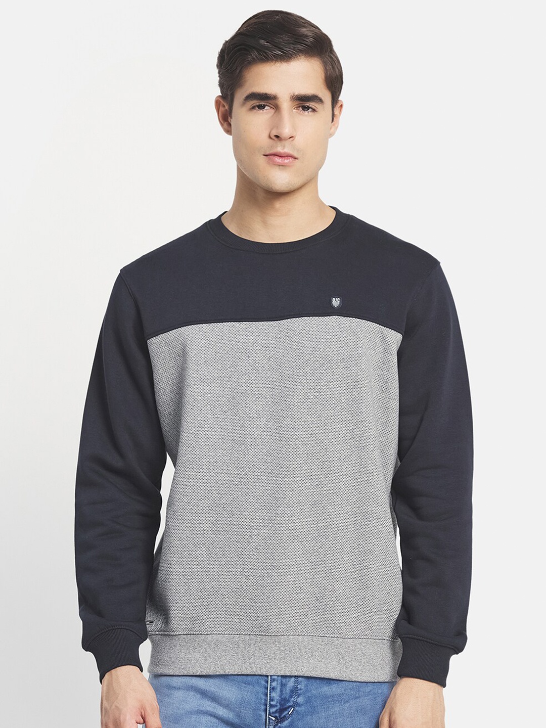 

Octave Men Grey Colourblocked Fleece Sweatshirt