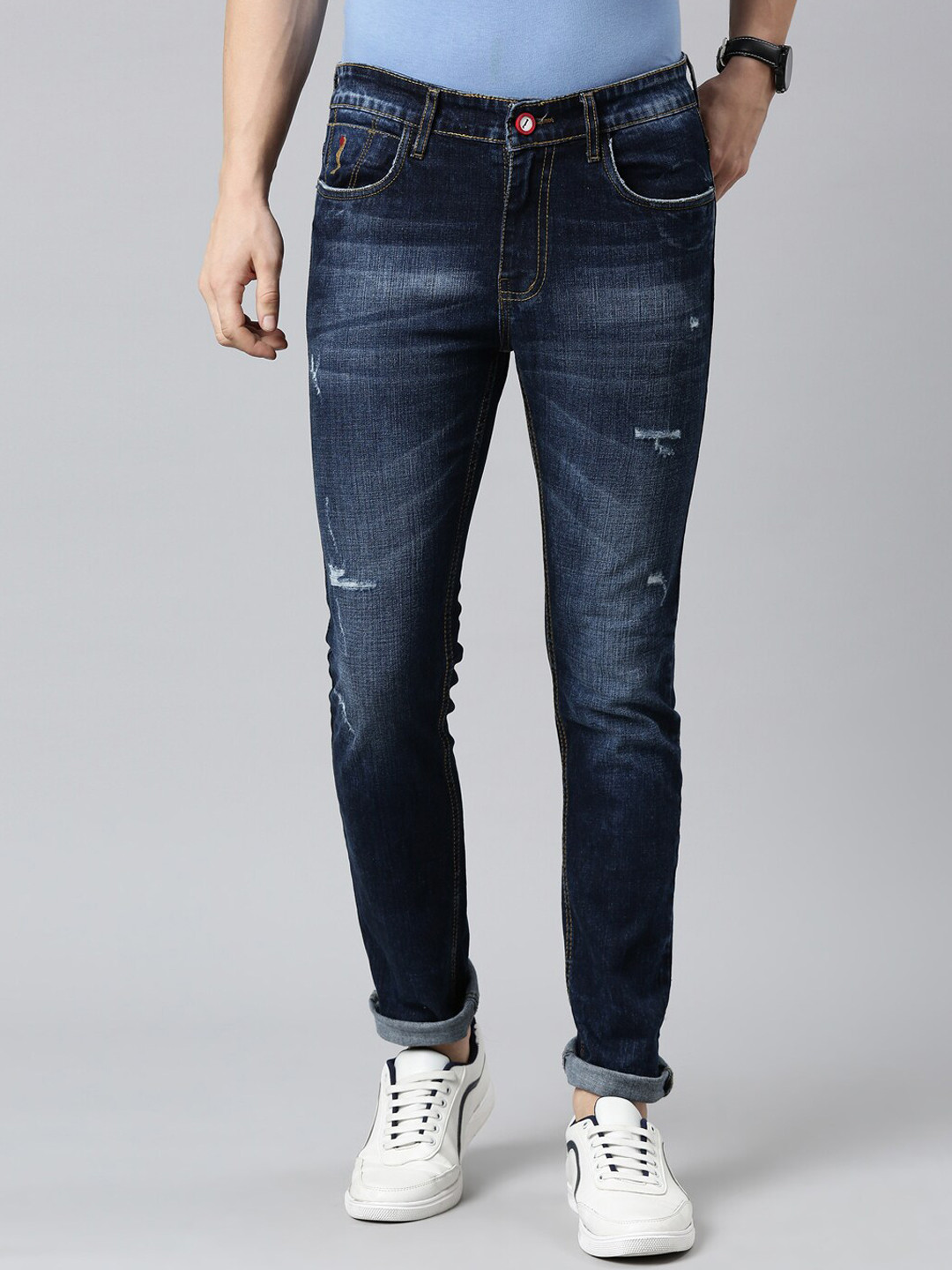 

CINOCCI Men Blue Slim Fit Mildly Distressed Light Fade Stretchable Jeans