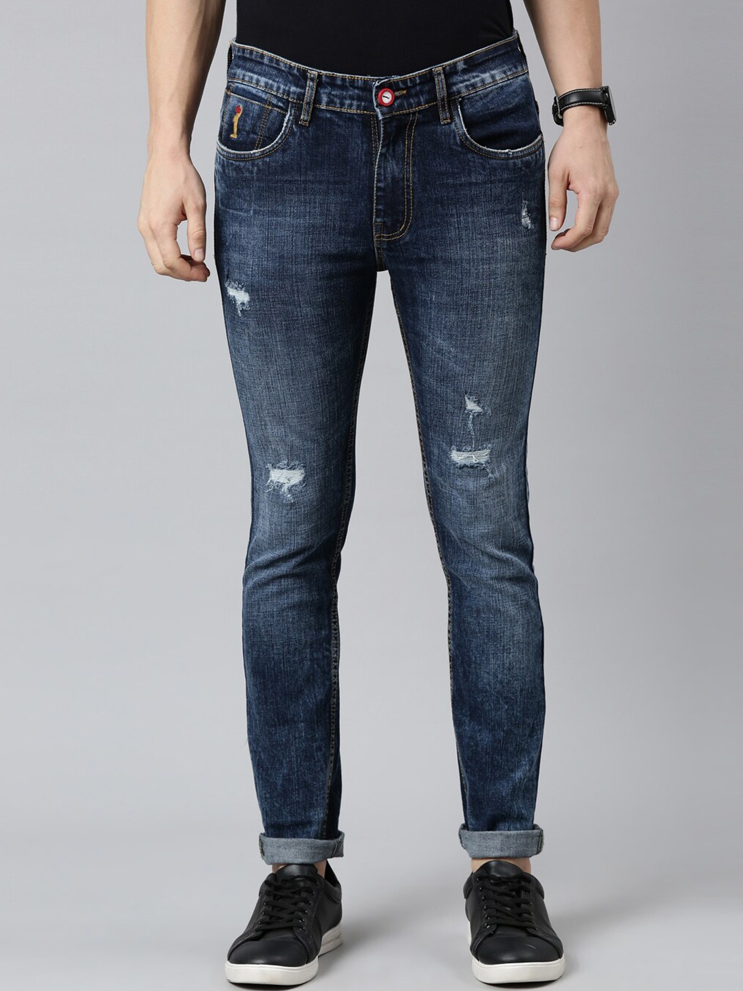 

CINOCCI Men Blue Slim Fit Mildly Distressed Light Fade Stretchable Jeans