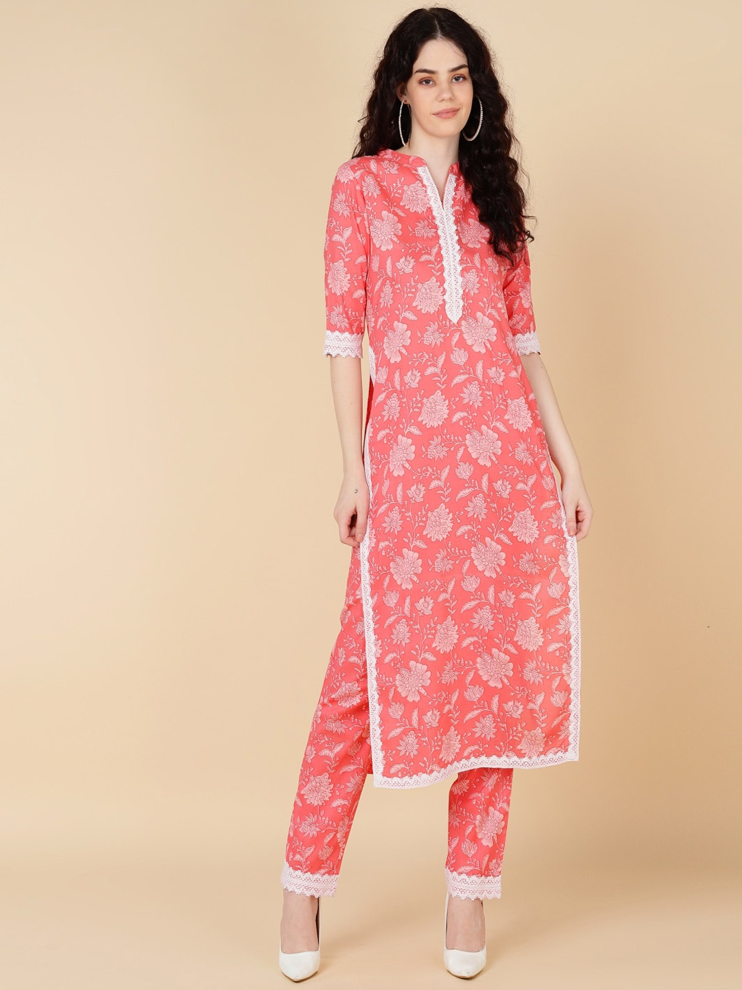 

KALINI Women Peach-Coloured Floral Printed Kurta with Trousers