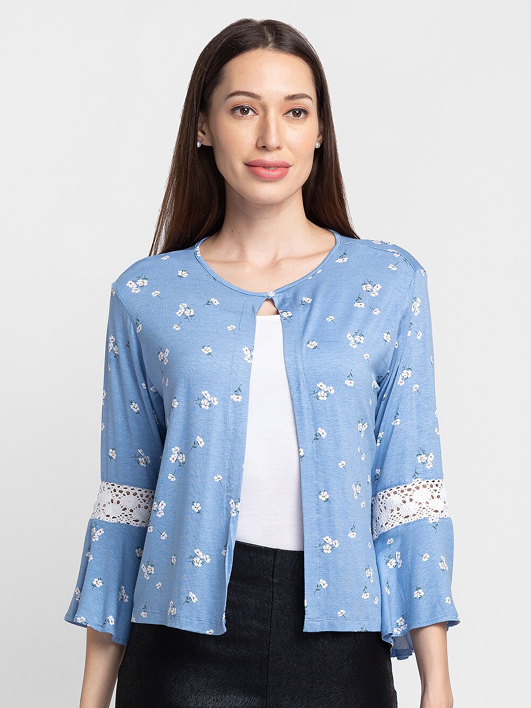 

Globus Women Blue & White Printed Shrug