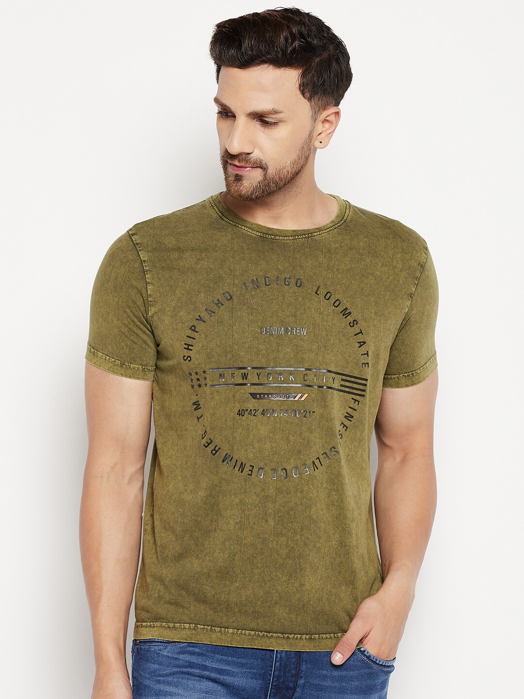 

Duke Men Green Typography Printed Slim Fit T-shirt