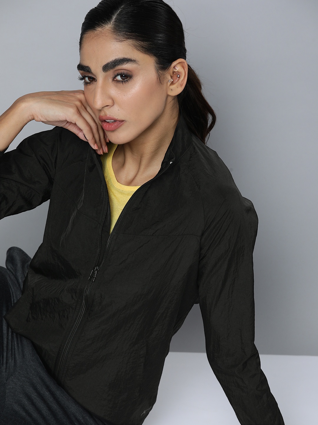 

HRX by Hrithik Roshan Women Black Solid Running Sporty Jacket