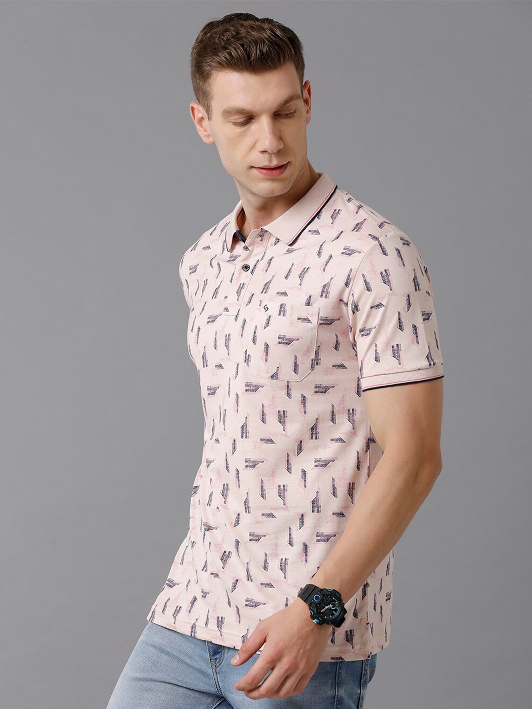 

Classic Polo Men Peach Printed Polo Collar Cotton Slim Fit T-shirt