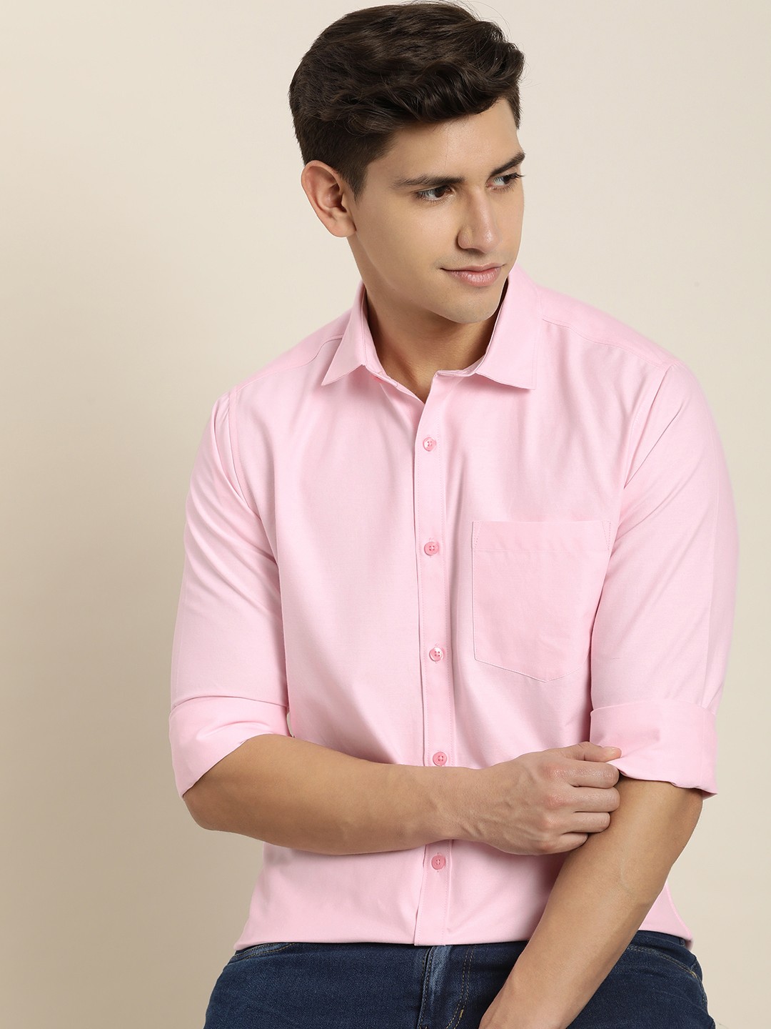 

INVICTUS Men Solid Spread Collar Slim Fit Casual Shirt, Pink