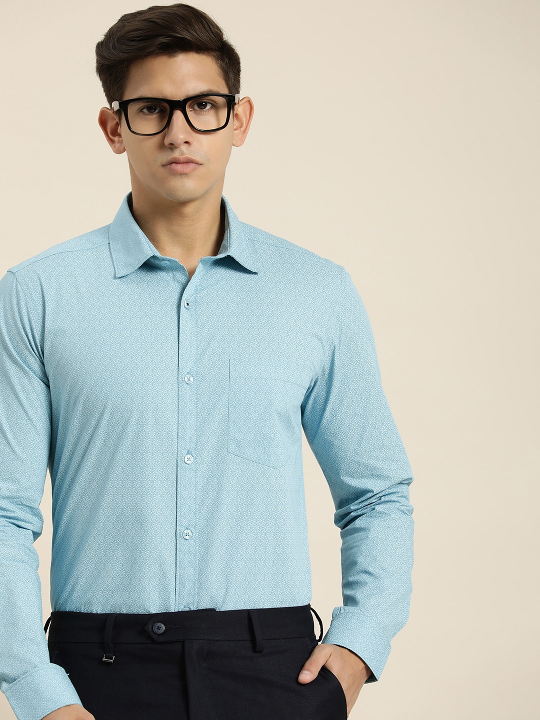 

INVICTUS Men Slim Fit Micro-Ditsy Printed Pure Cotton Formal Shirt, Blue