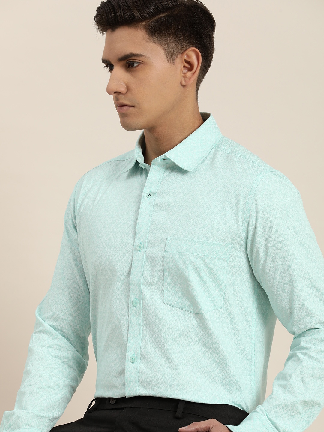 

INVICTUS Men Pure Cotton Slim Fit Printed Casual Shirt, Sea green