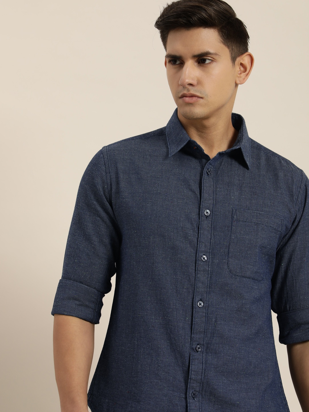

INVICTUS Men Pure Cotton Sport Slim Fit Textured Casual Shirt, Navy blue