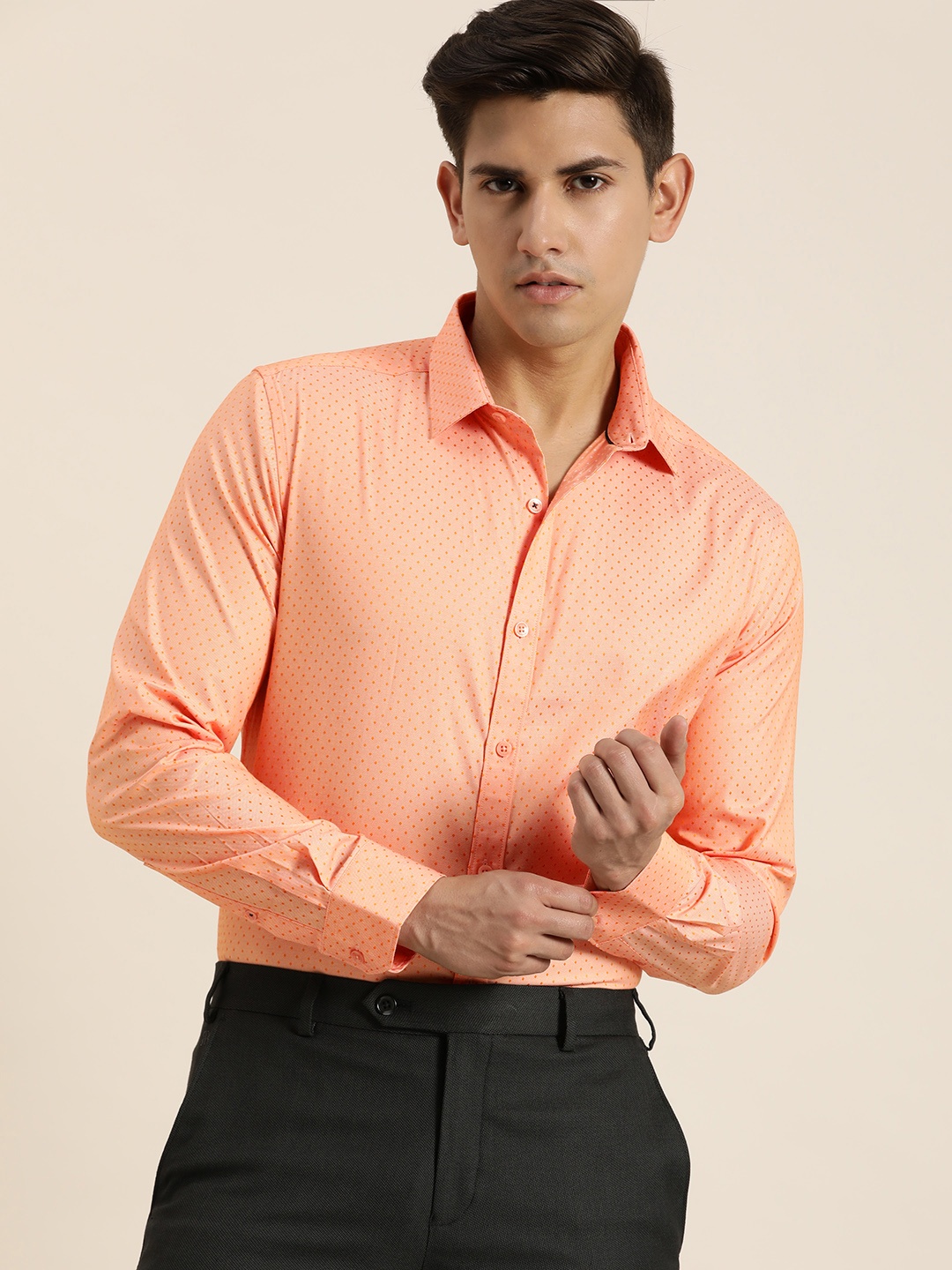

INVICTUS Men Micro-Ditsy Printed Slim Fit Formal Shirt, Orange