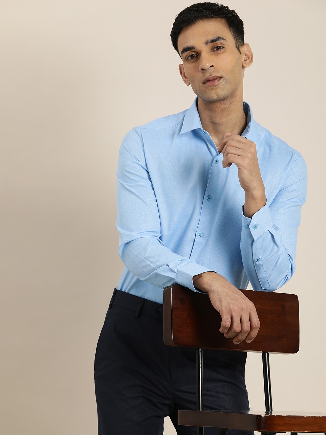 

INVICTUS Men Slim Fit Formal Shirt, Blue