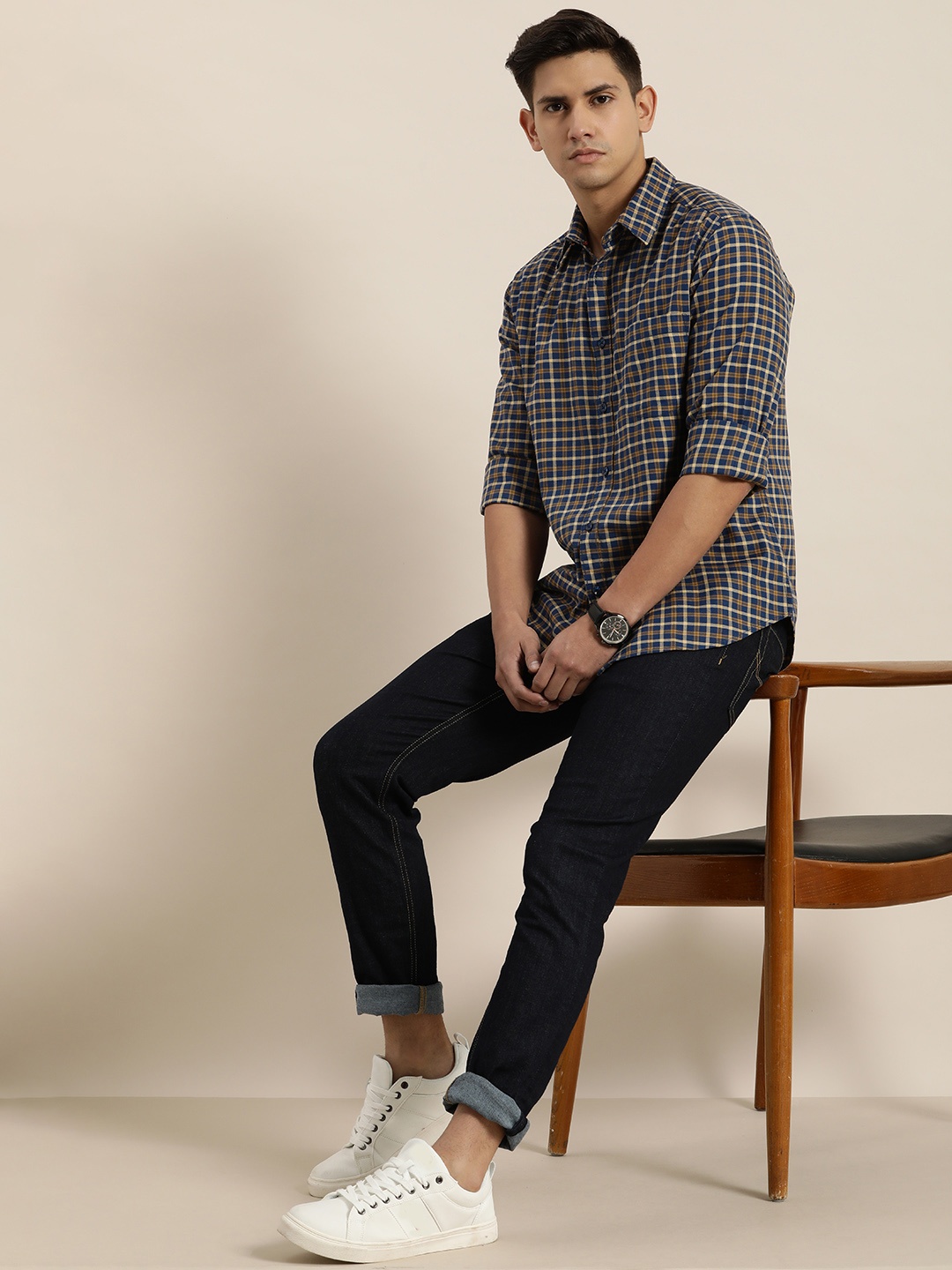 

INVICTUS Men Pure Cotton Sport Slim Fit Gingham Checked Casual Shirt, Navy blue