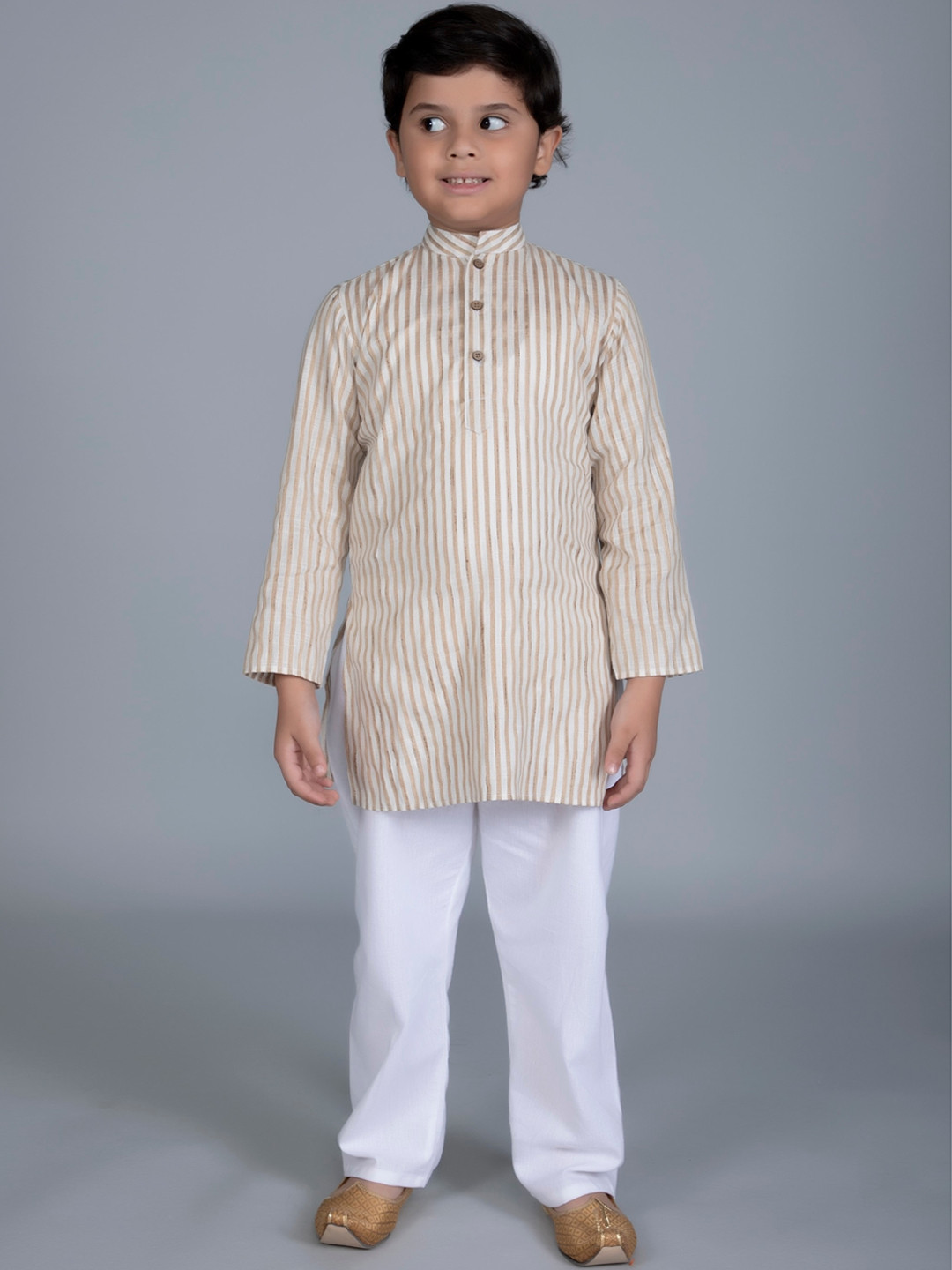 

Vastraa Fusion Boys Cream-Coloured Striped Pure Cotton Kurta
