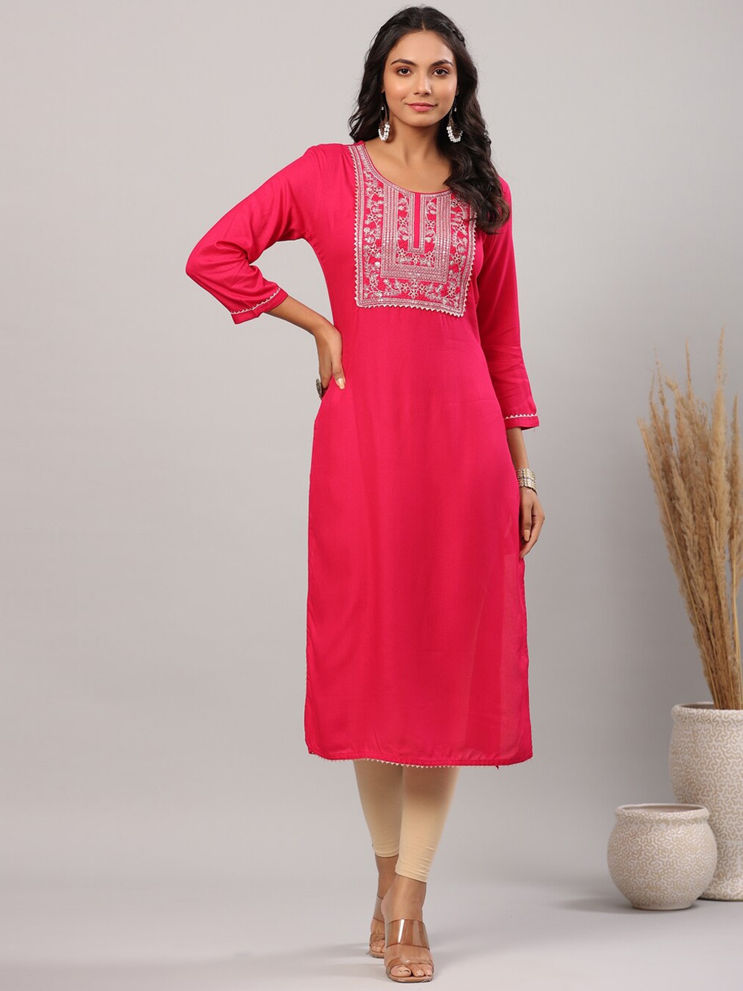 

ETHNIC STREET Women Pink Solid Yoke Design Gotta Patti Straight Fit Kurta