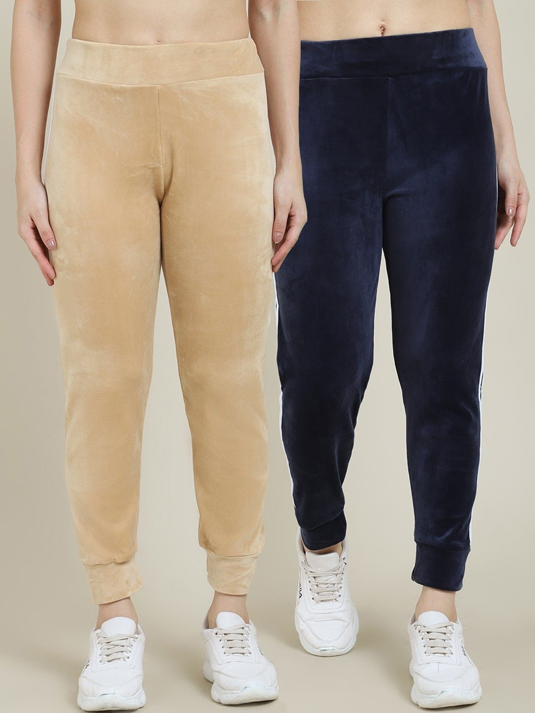

Miaz Lifestyle Women Pack Of 2 Solid Velvet Relaxed-Fit Joggers, Navy blue
