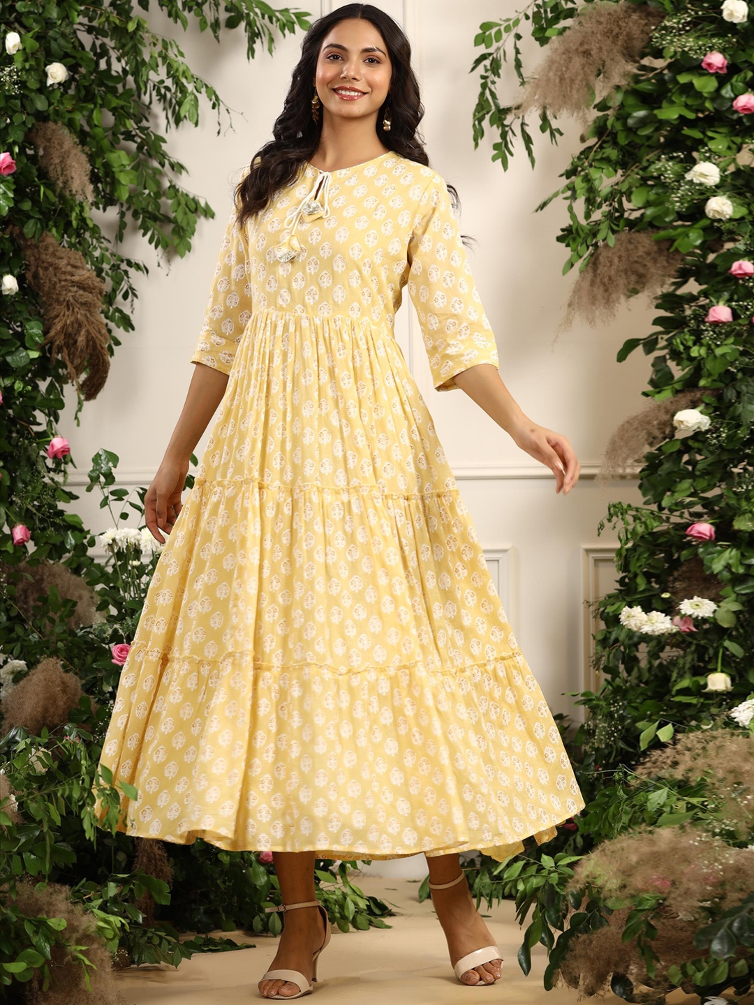 

SCAKHI Women Yellow Block Printed Cotton Ethnic Dresses