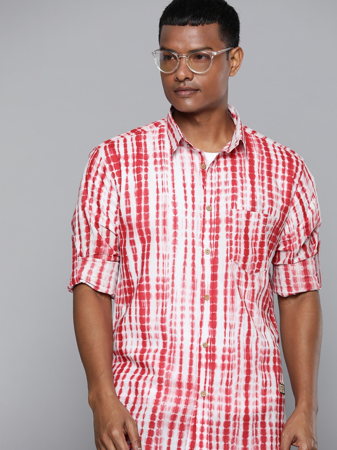 

DENNISON Men Red Regular Fit Faded Printed Casual Shirt