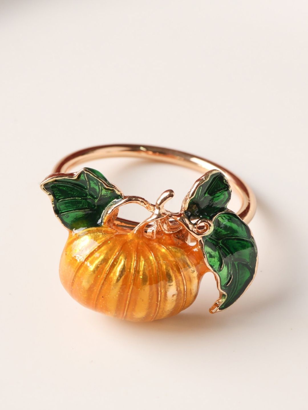 

Nestasia Yellow & Green Pumpkin Napkin Ring