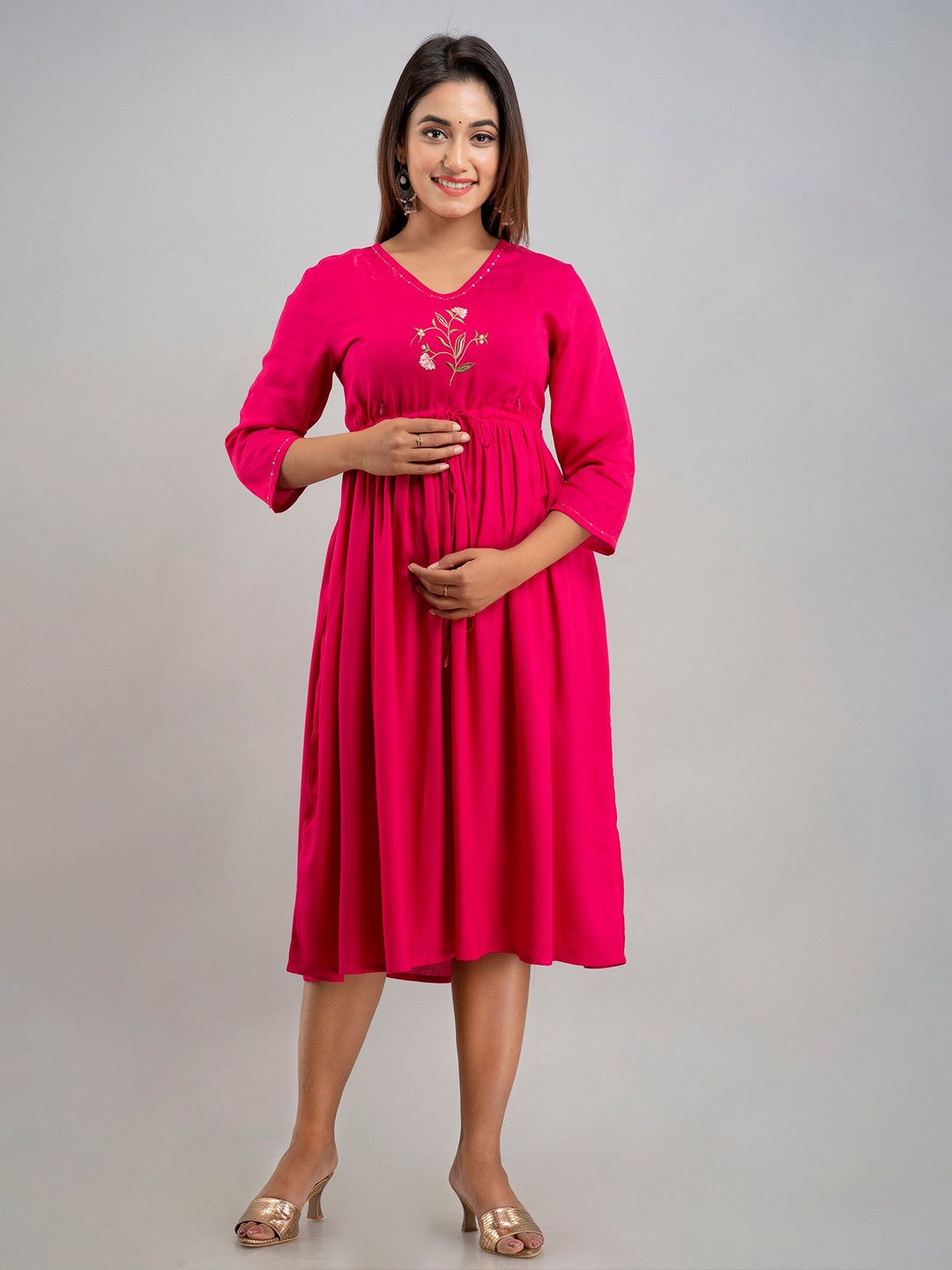 

misbis Women Pink Floral Embroidered Side Zip Maternity Empire Midi Dress, Coral