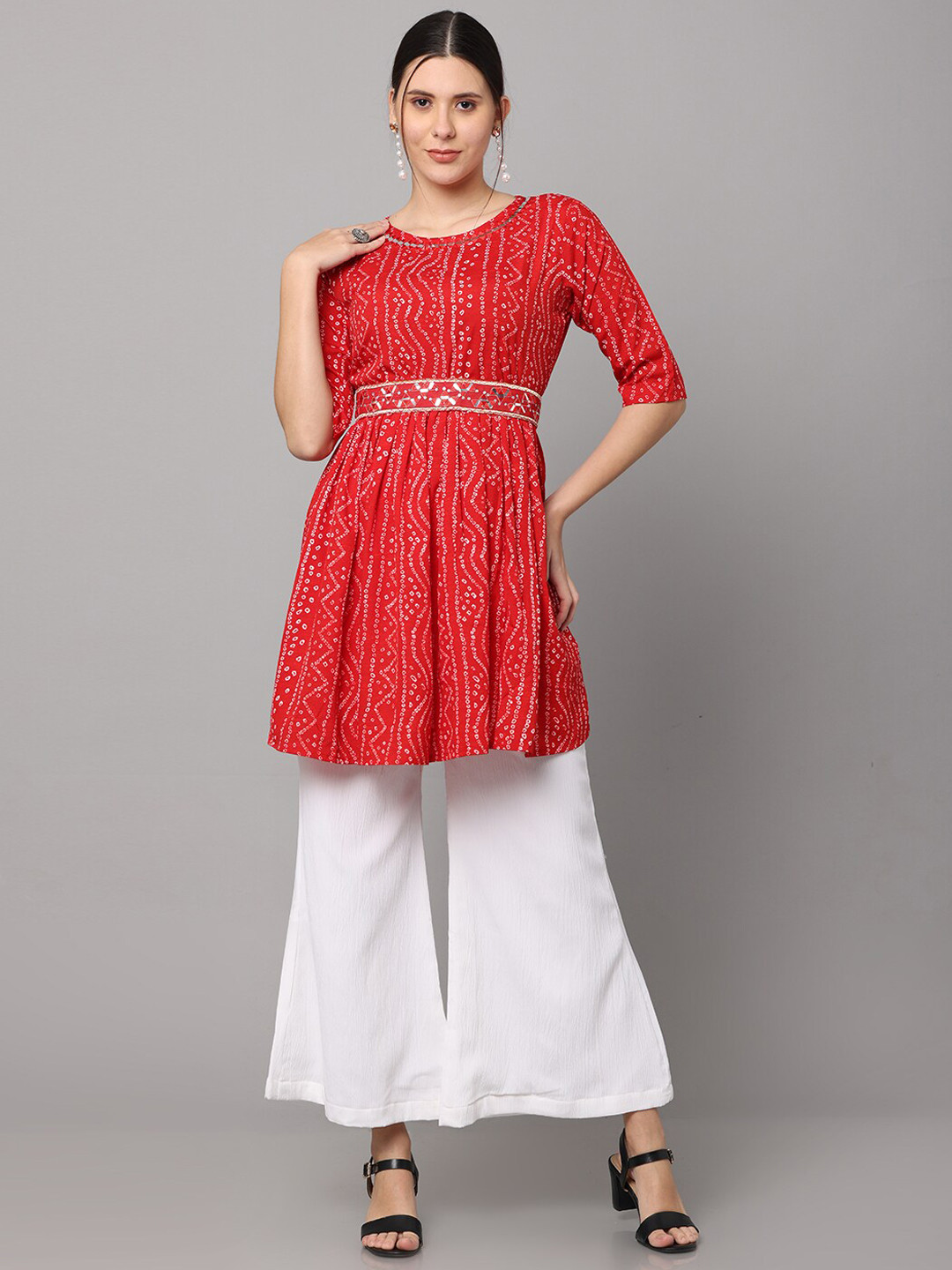 

NAYRA Women Red Bandhani Printed Pure Cotton Kurti with Palazzos