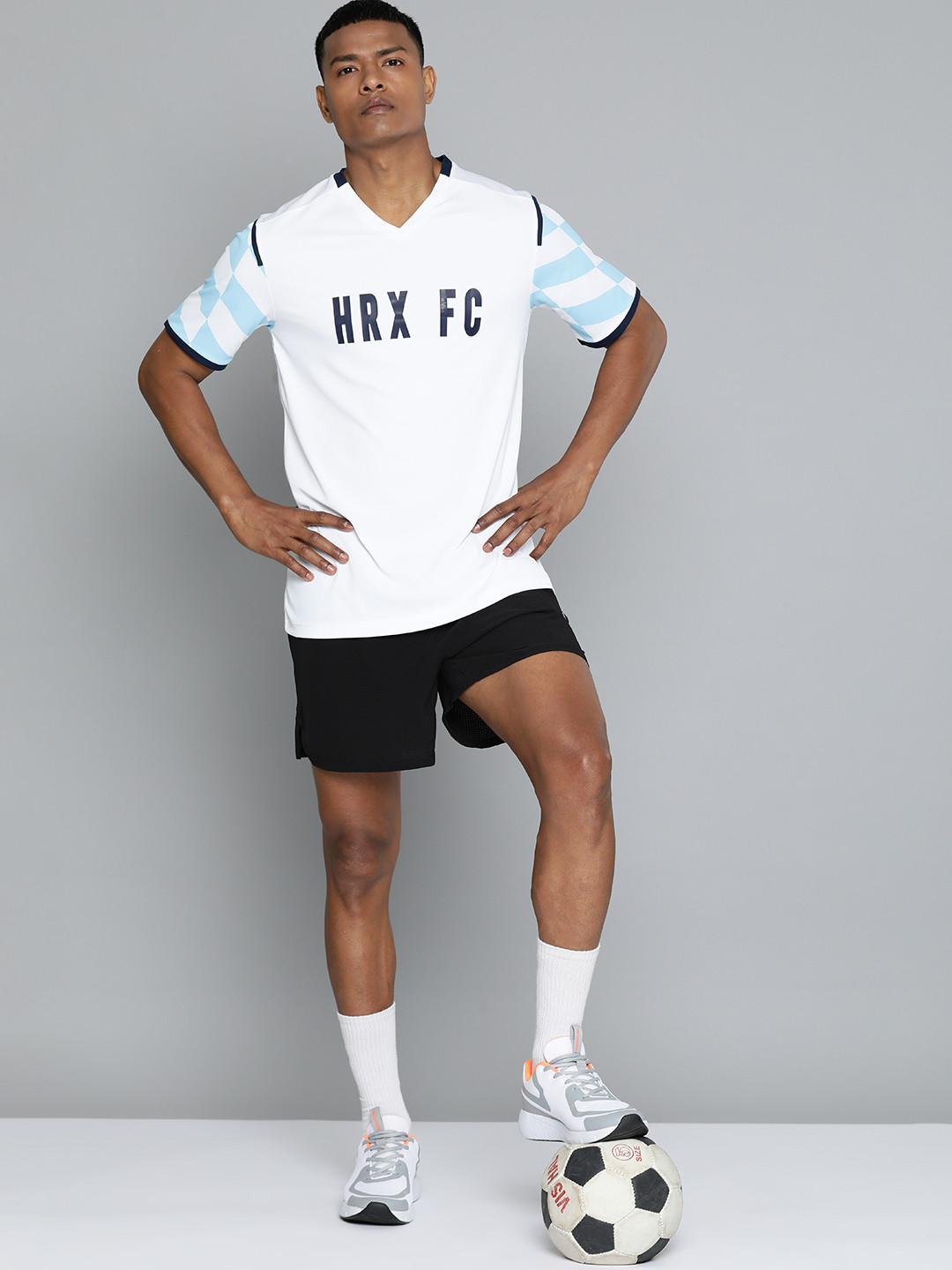 

HRX by Hrithik Roshan Men Brand Logo Printed Rapid-Dry Football T-shirt, White