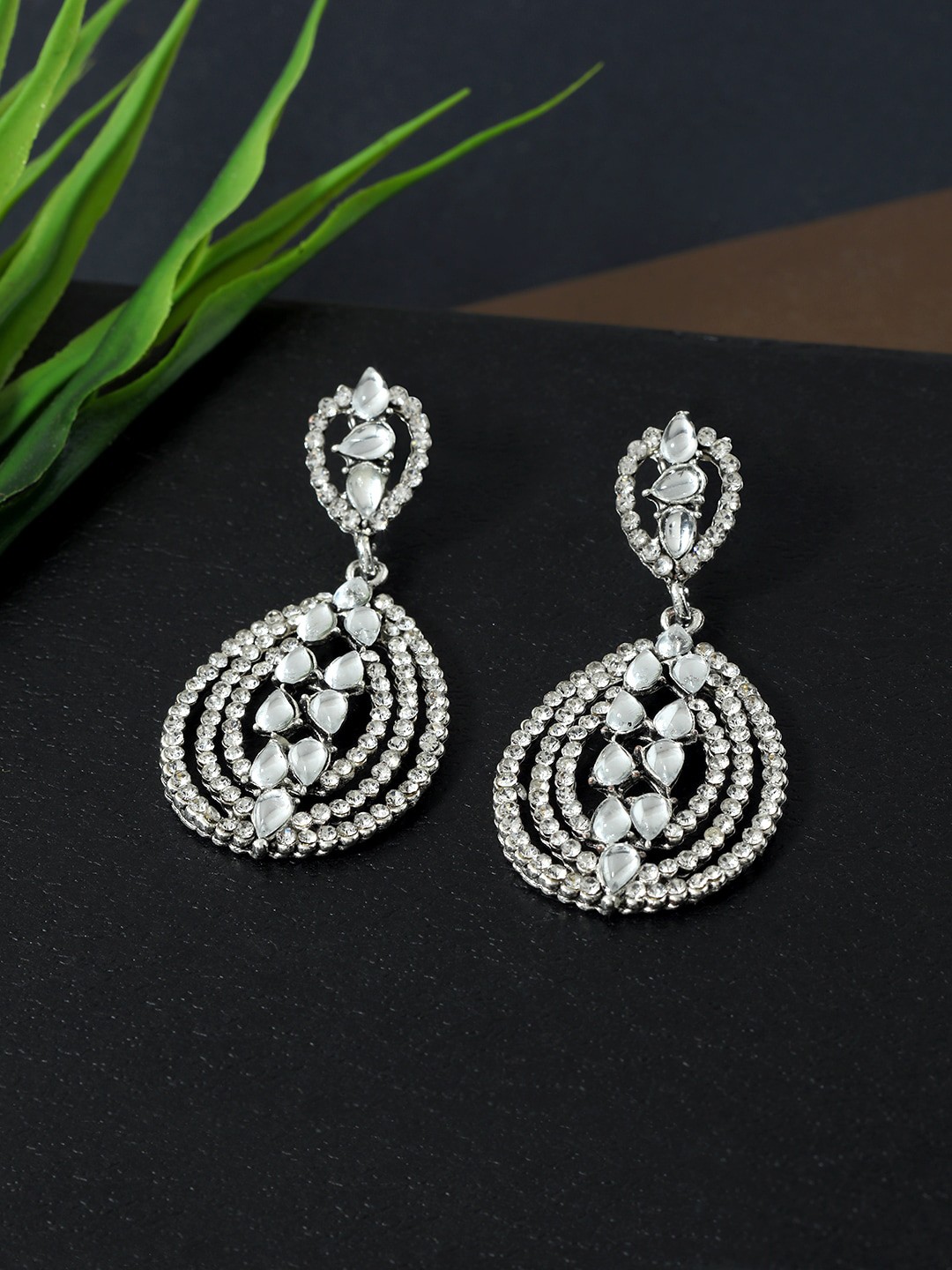 

AccessHer Silver-Toned Teardrop Shaped Drop Earrings