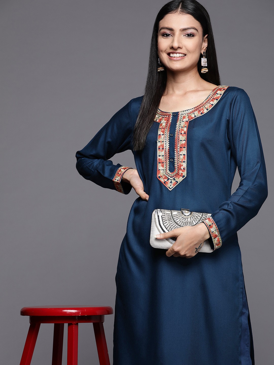

Libas Women Teal Blue Pashmina Wool Floral Yoke Design Kurta