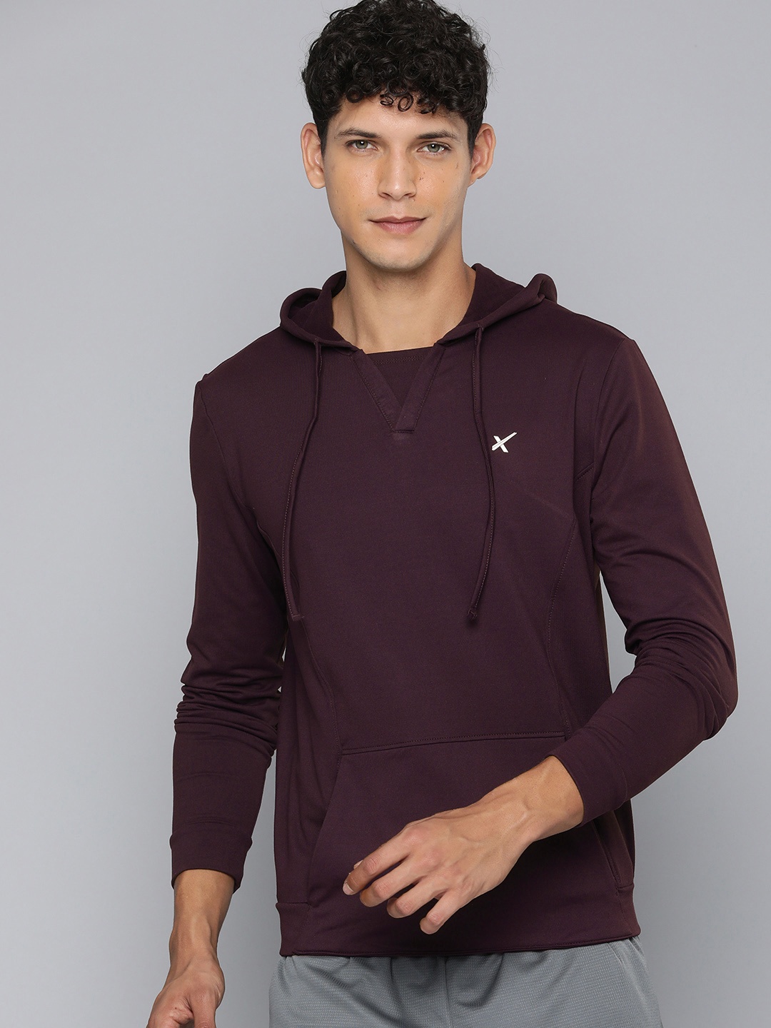 

HRX by Hrithik Roshan Men Rapid-Dry Hooded Terry Sports Sweatshirt, Burgundy