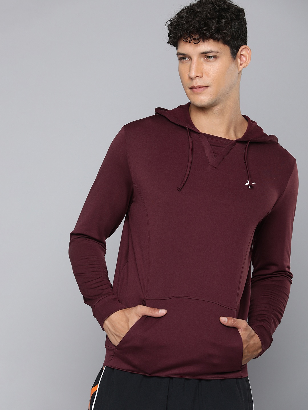 

HRX by Hrithik Roshan Men Rapid-Dry Hooded Terry Sports Sweatshirt, Burgundy