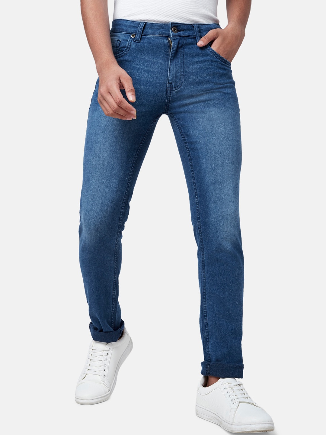 

Coolsters by Pantaloons Boys Blue Tapered Fit Low Distress Light Fade Jeans