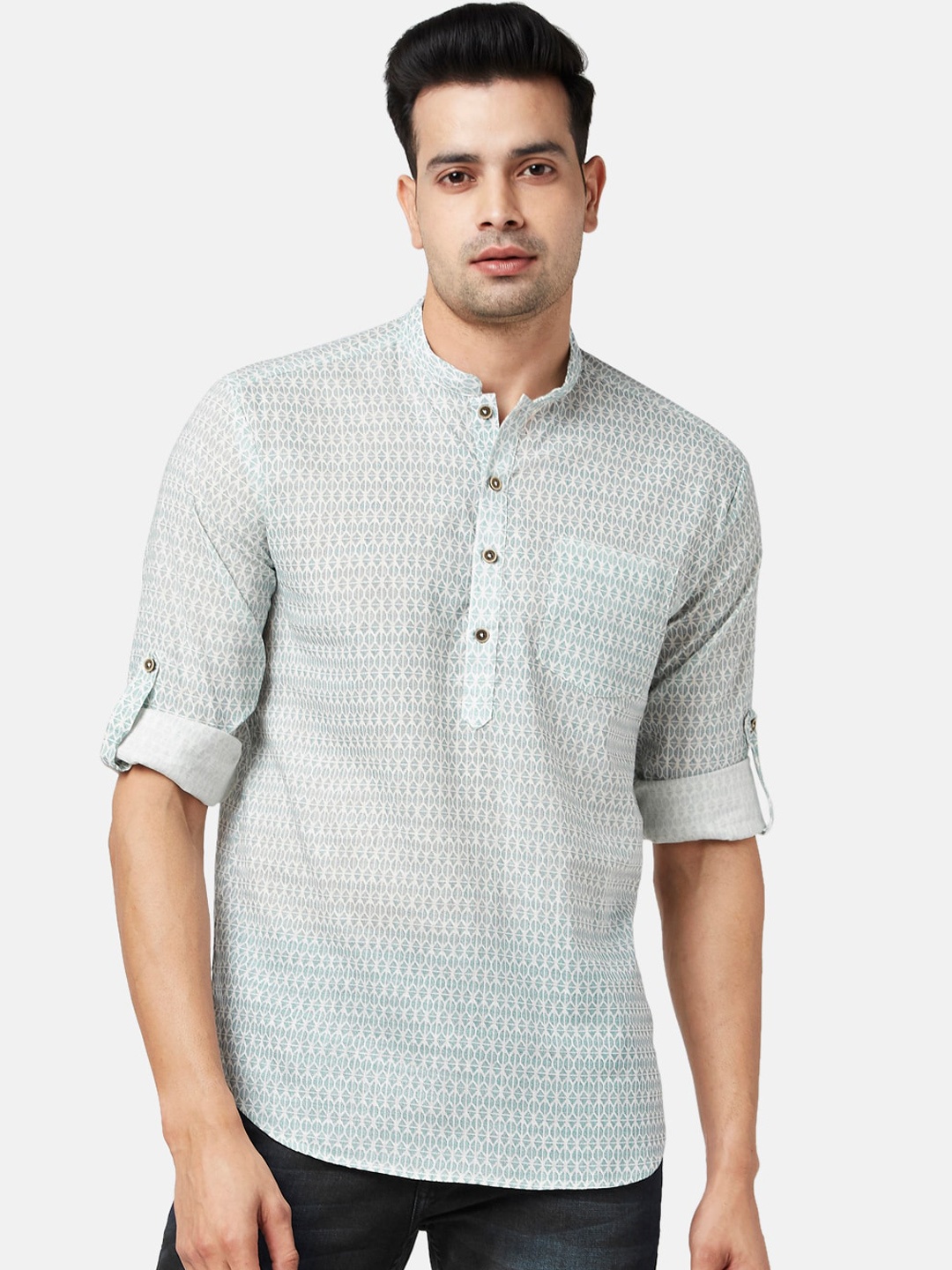 

indus route by Pantaloons Men Off White Printed Short Kurta