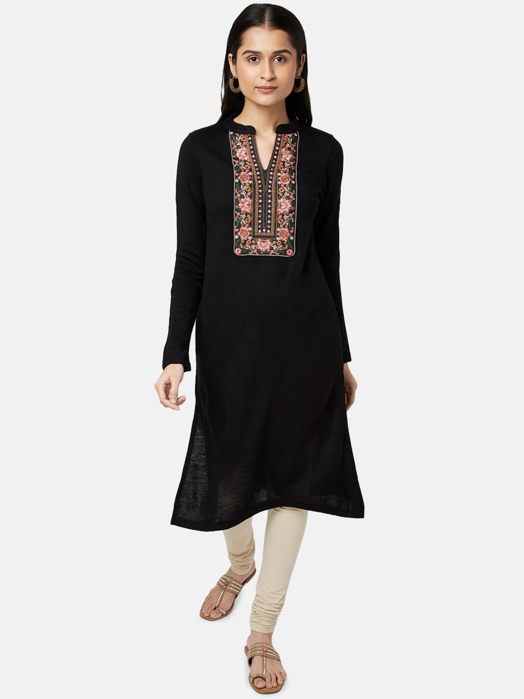 

RANGMANCH BY PANTALOONS Women Black Solid Yoke Design Straight Fit Kurta