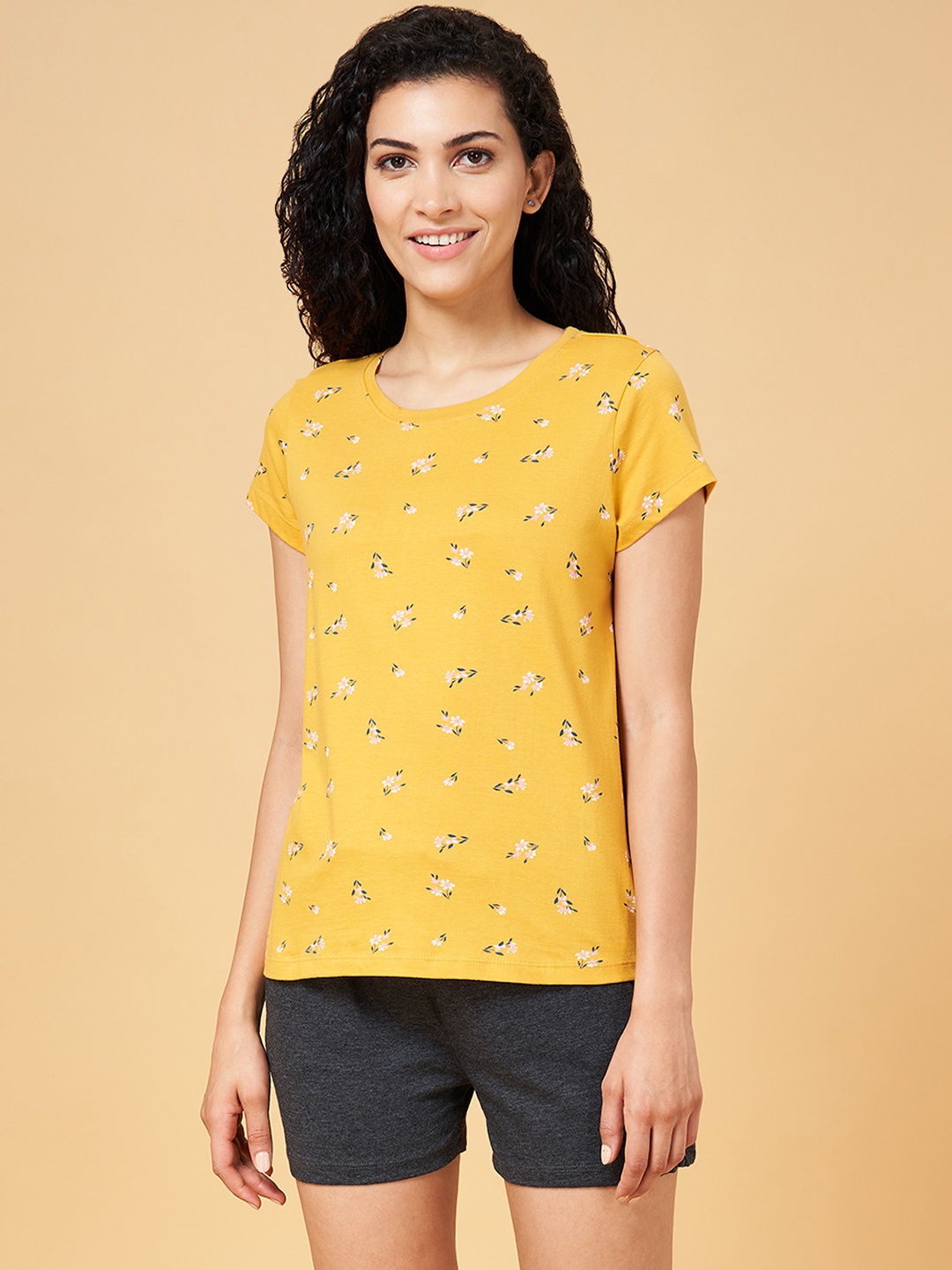 

Dreamz by Pantaloons Women Yellow & Black Printed Cotton Night suit
