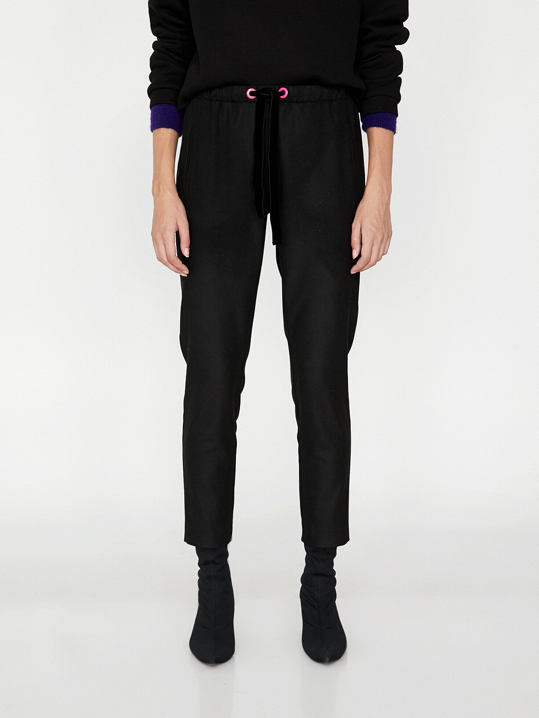 

Koton Women Black Solid Trousers