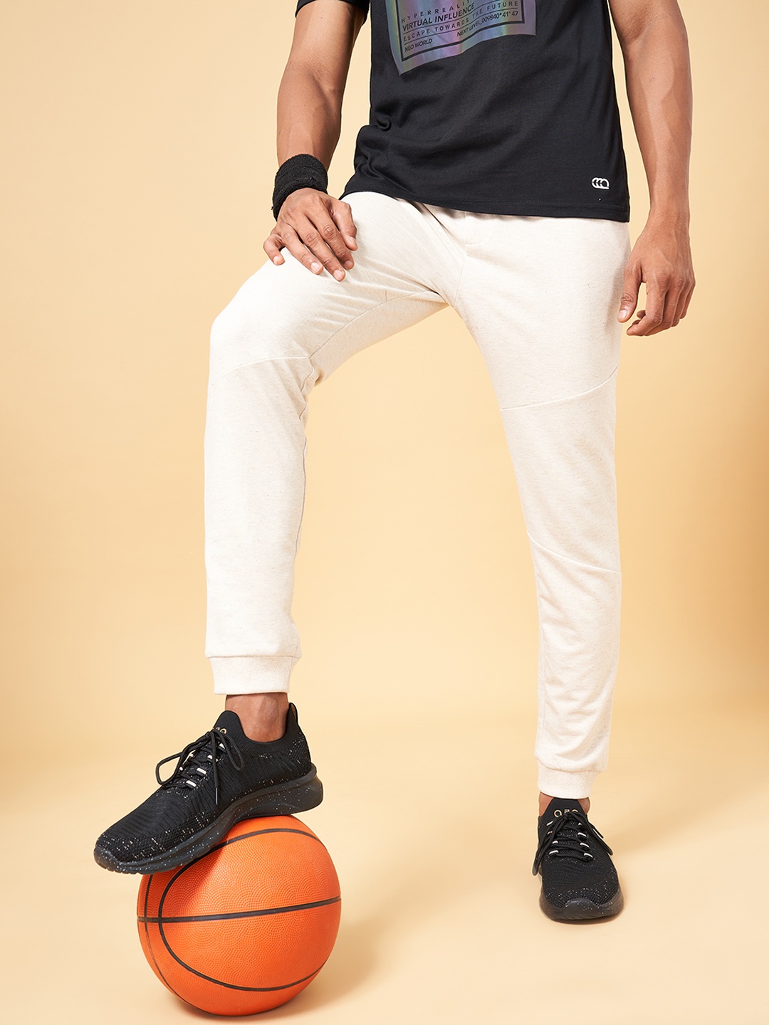 

Ajile by Pantaloons Men Off White Solid Slim-Fit Joggers