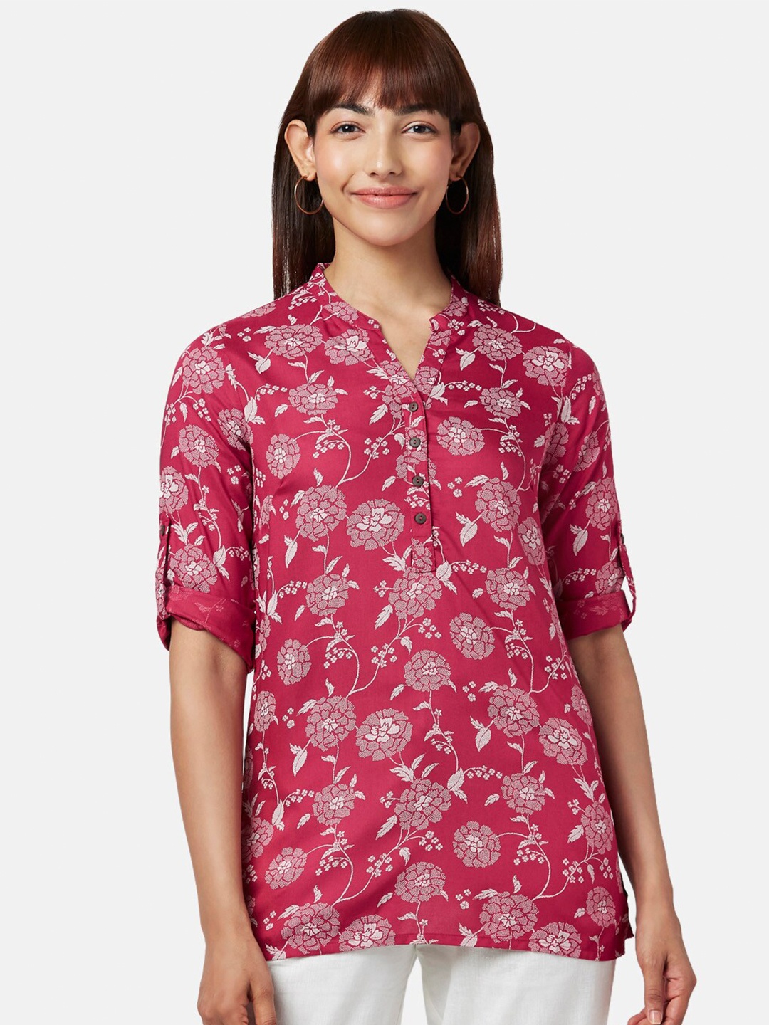 

AKKRITI BY PANTALOONS Women Red & White Mandarin Collar Printed Tunic