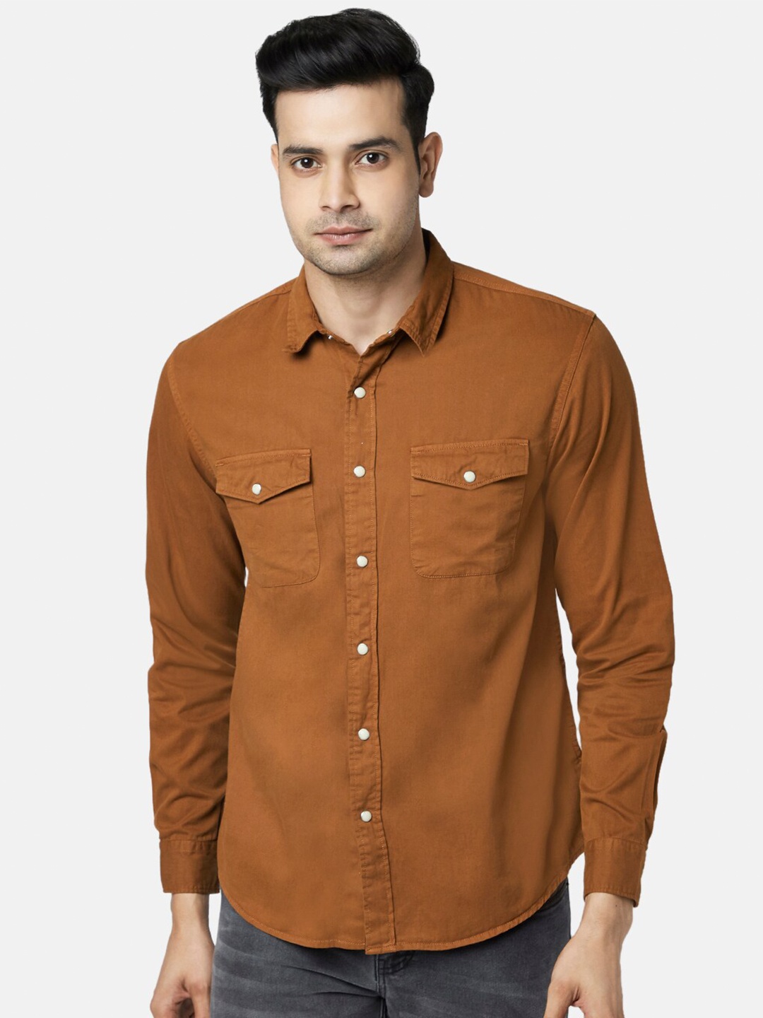 

People Men Rust Solid Slim Fit Casual Shirt