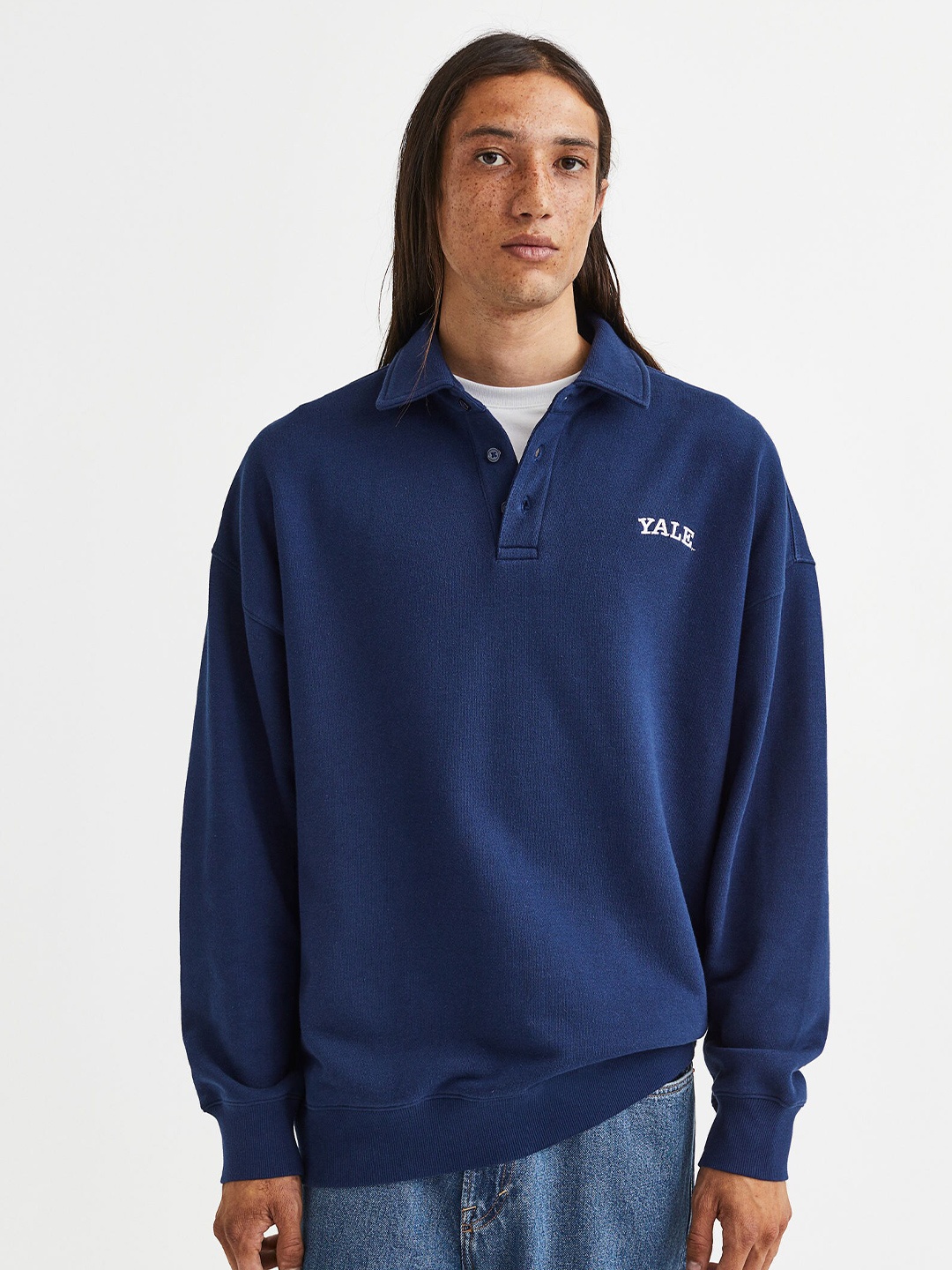

H&M Men Blue Sweatshirt