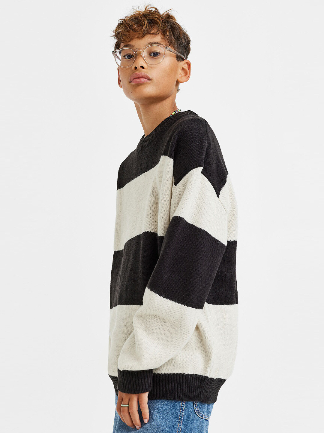 

H&M Boys Black Colourblocked Colourblocked Pullover