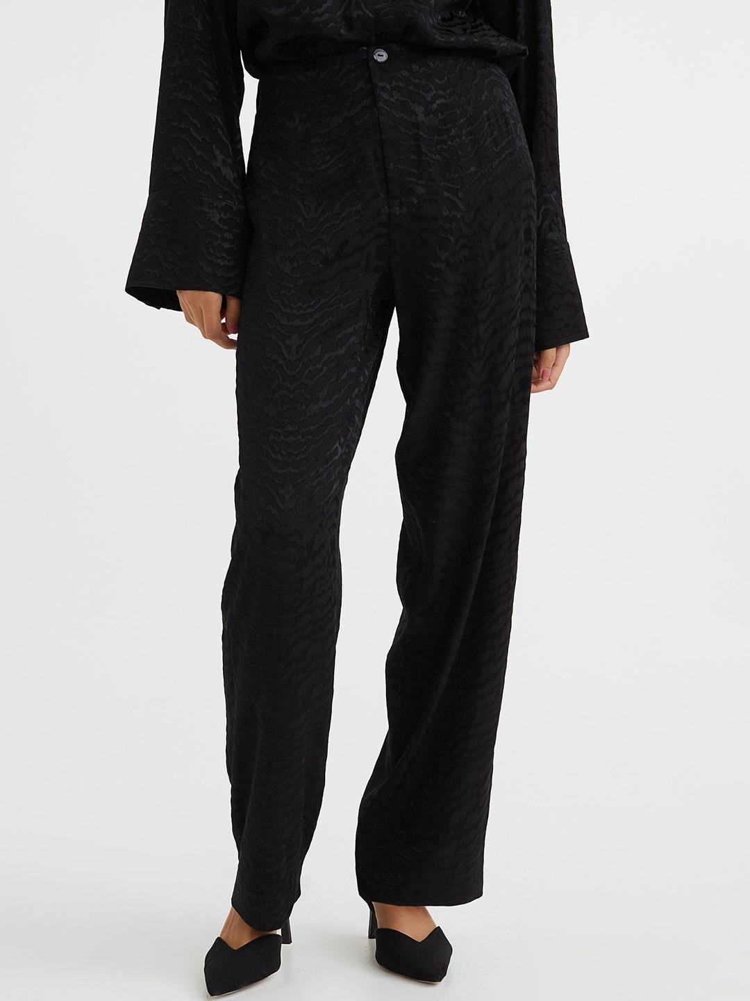 

H&M Women Patterned Viscose Trousers, Black