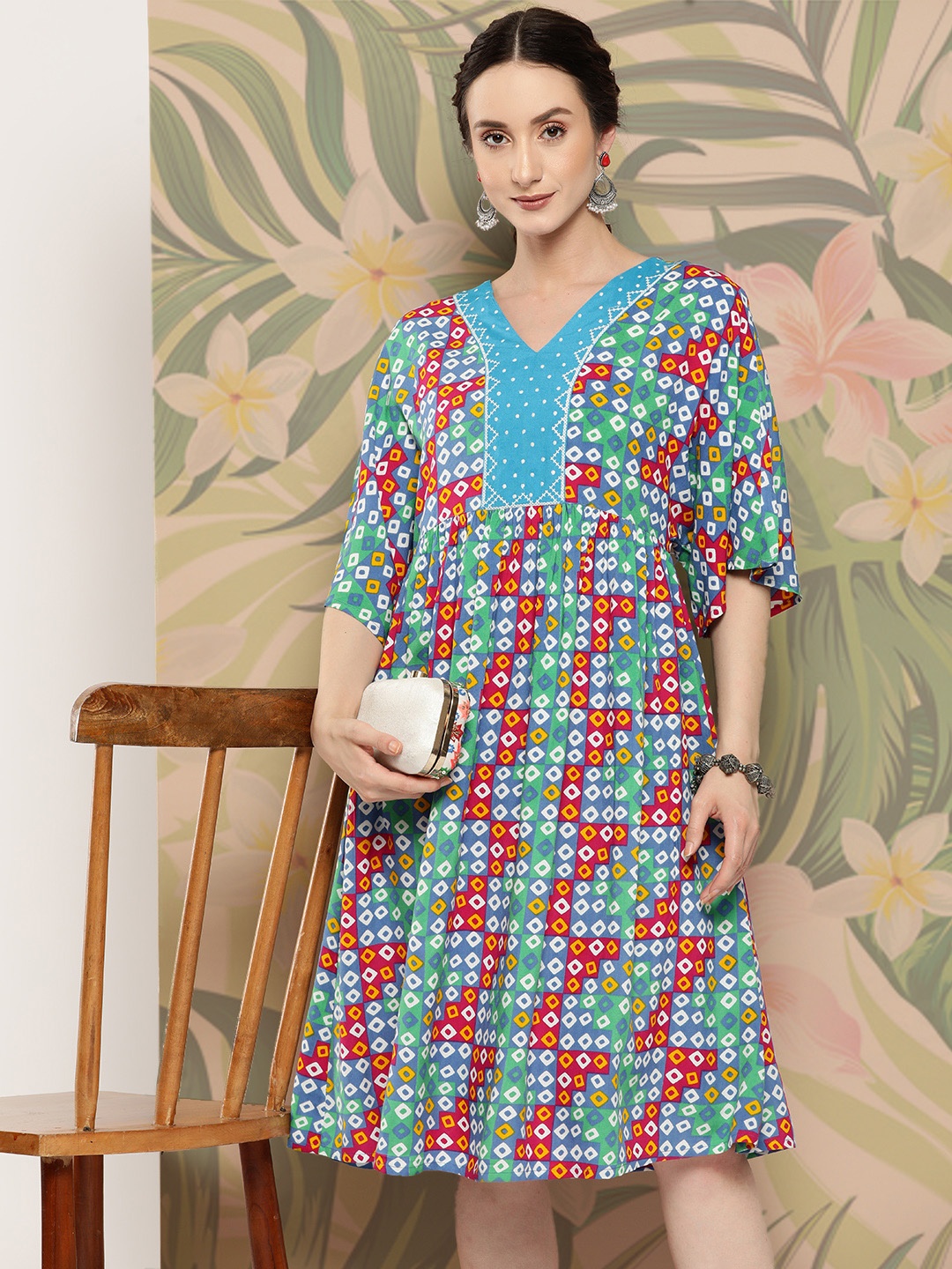 

Sangria Geometric Print V-Neck Extended Sleeves A-Line Empire Dress, Blue