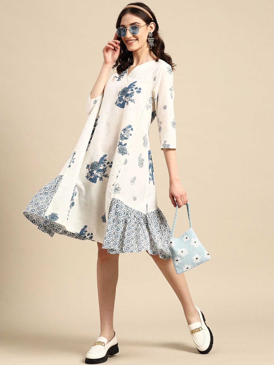 

Sangria Floral Print Pure Cotton Fit & Flare Dress, White