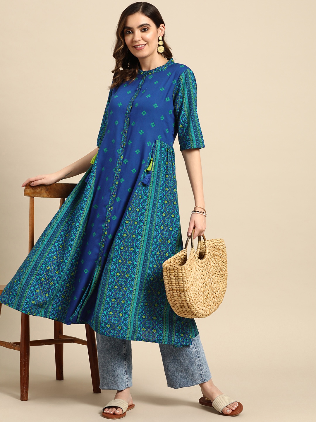 

Sangria Geometric Printed Tasseled A-line Kurta, Blue