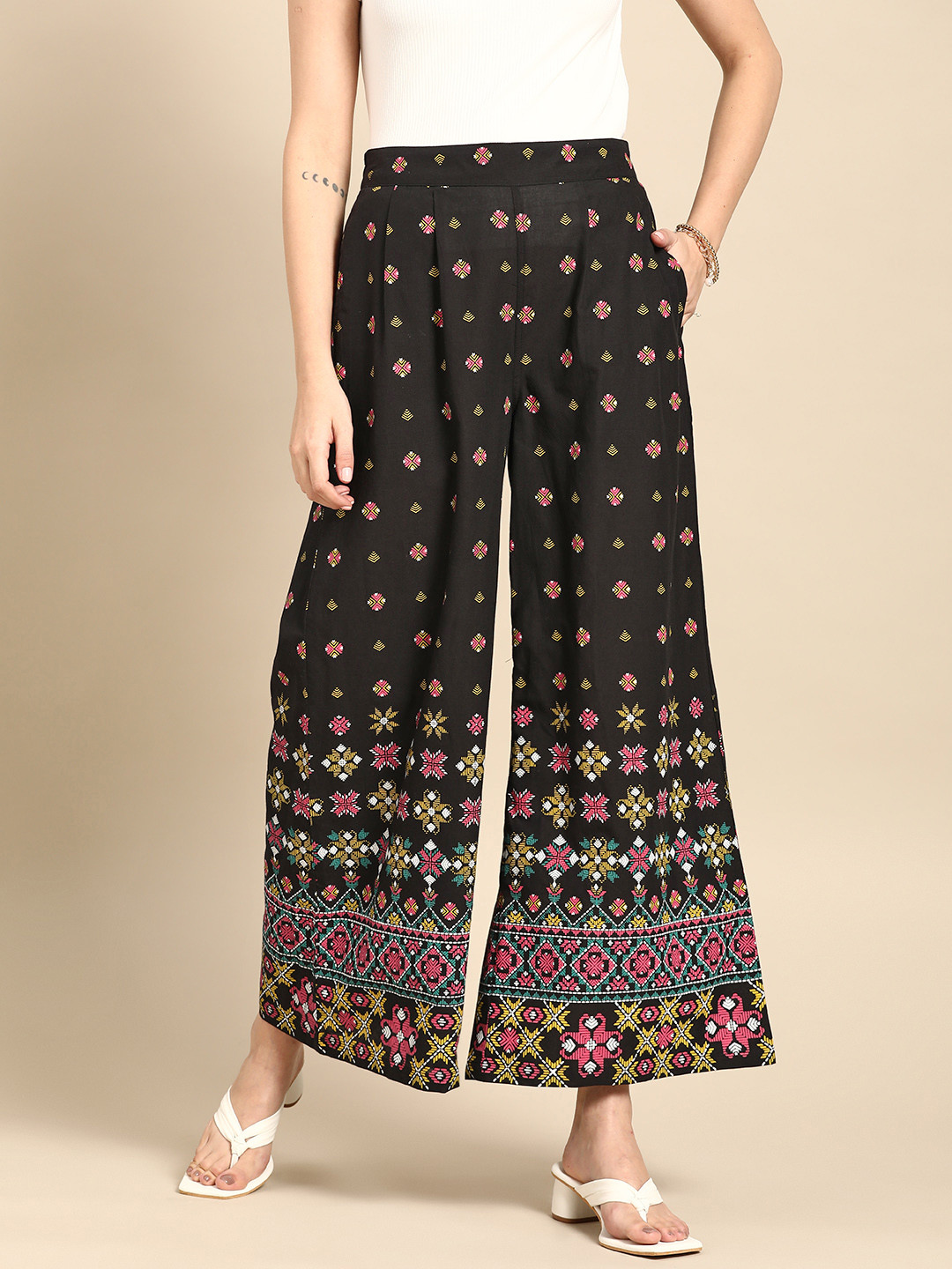 

Sangria Women Ethnic Motifs Printed Pure Cotton Wide Leg Trousers, Black