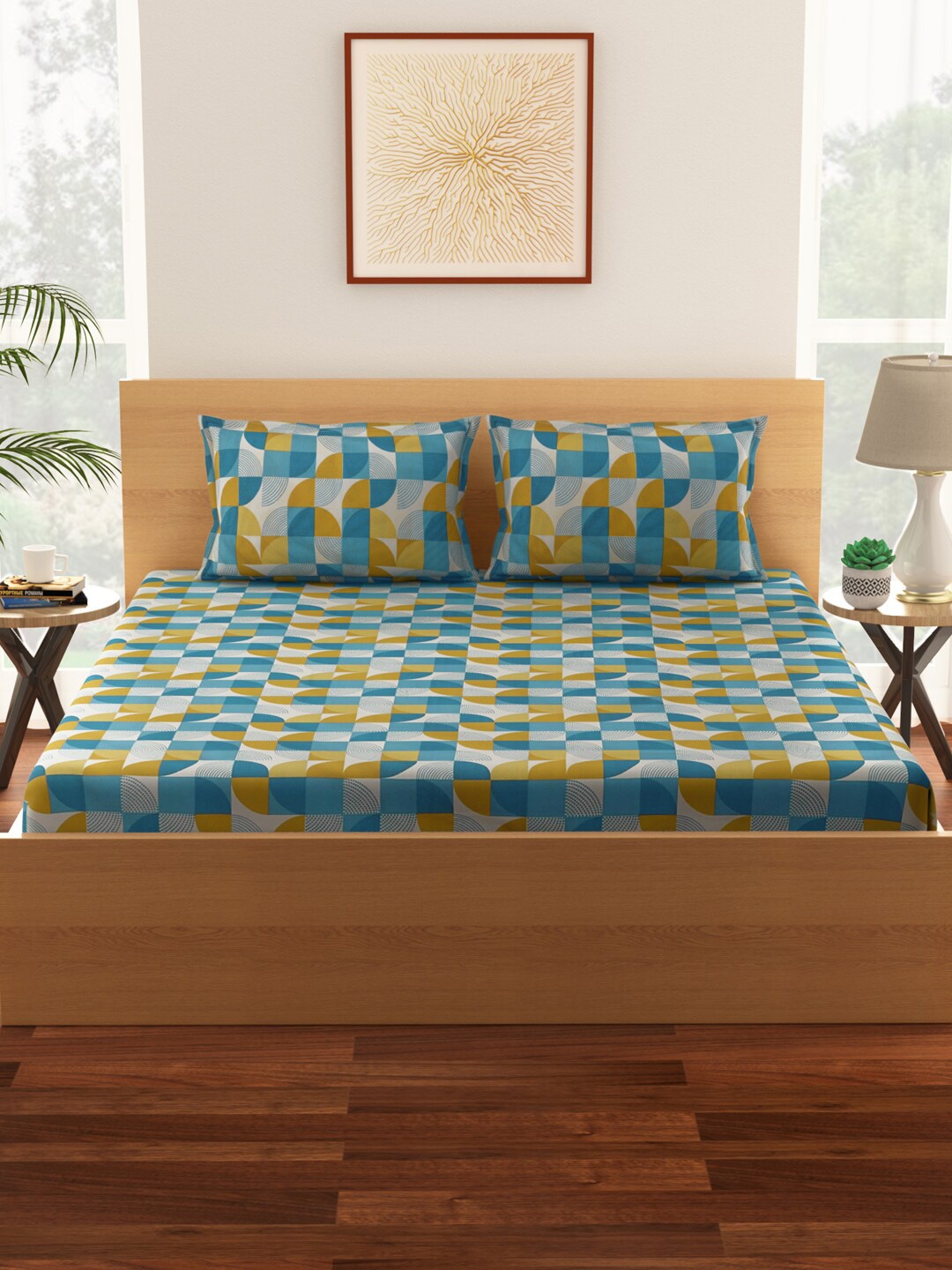 

Living scapes by Pantaloons Blue & Yellow Geometric King Bedsheet with 2 Pillow Covers