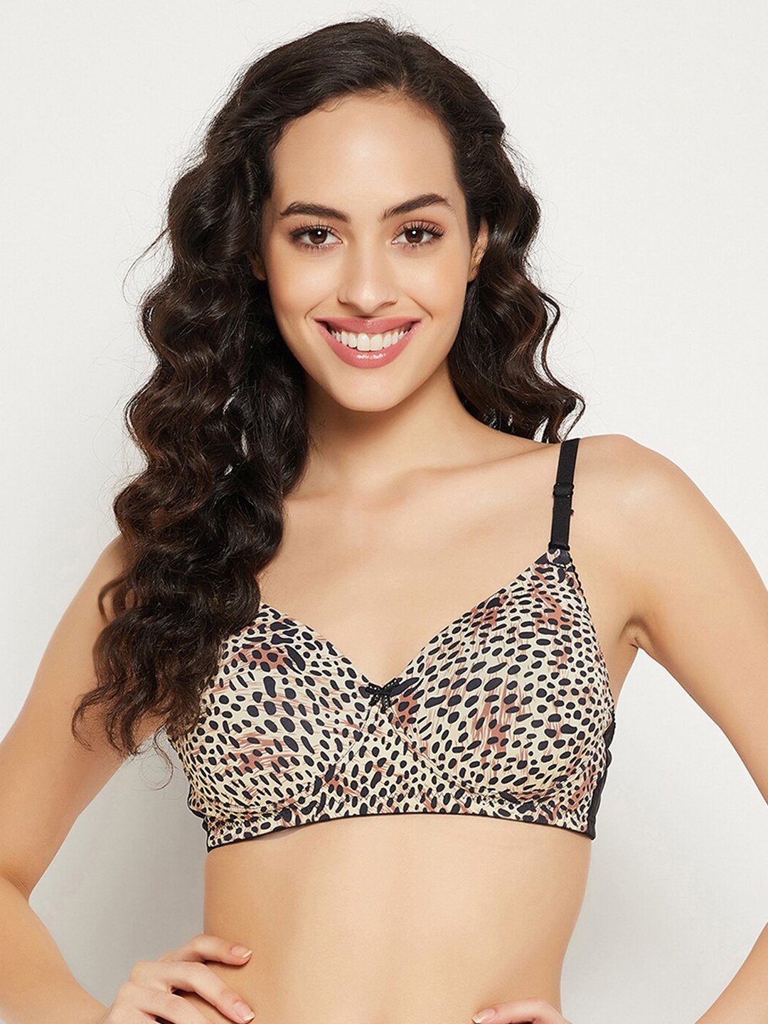 

Clovia Nude & Brown Animal Printed Non-Wired Seamless Lightly Padded Bra BR1277V2442B