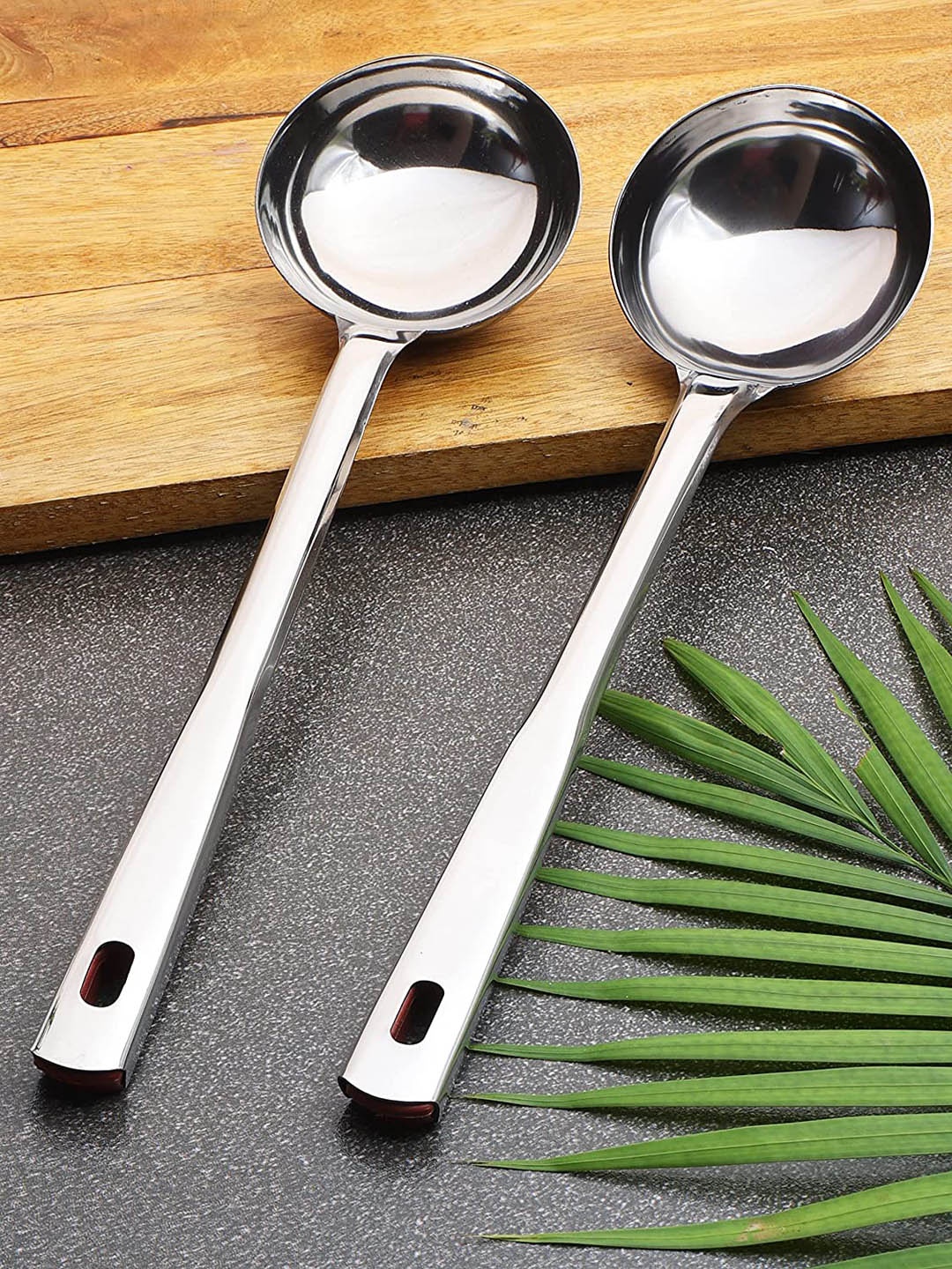 

ZEVORA Set of 2 Stainless Steel Deep Ladle, Silver