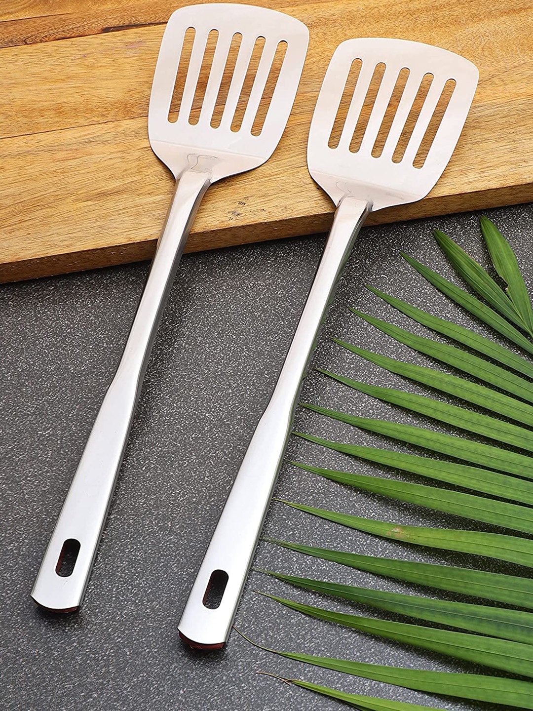 

ZEVORA Silver-Toned Solid Stainless Steel Food Turner
