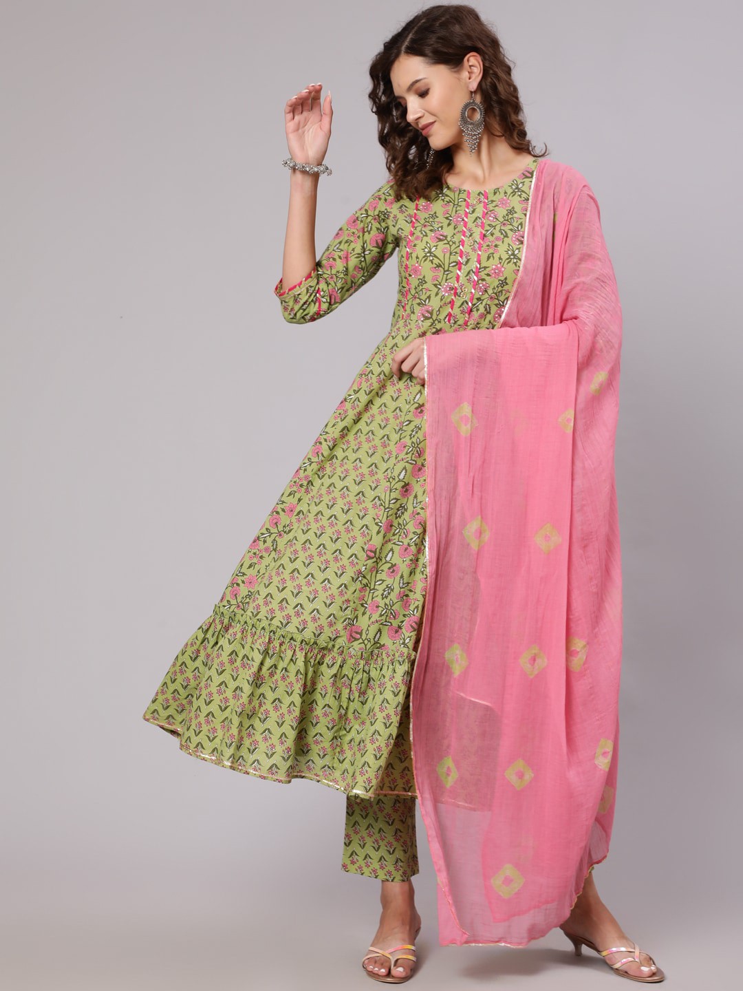 

Jaipur Kurti Women Green Floral Printed Pure Cotton Kurta with Trousers & With Dupatta