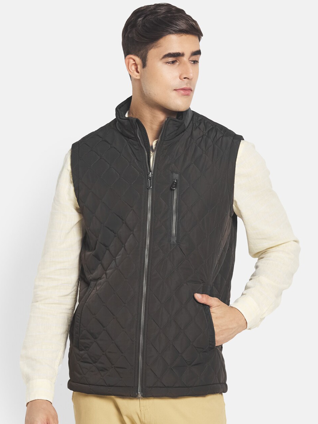 

METTLE Men Olive Green Solid Quilted Jacket