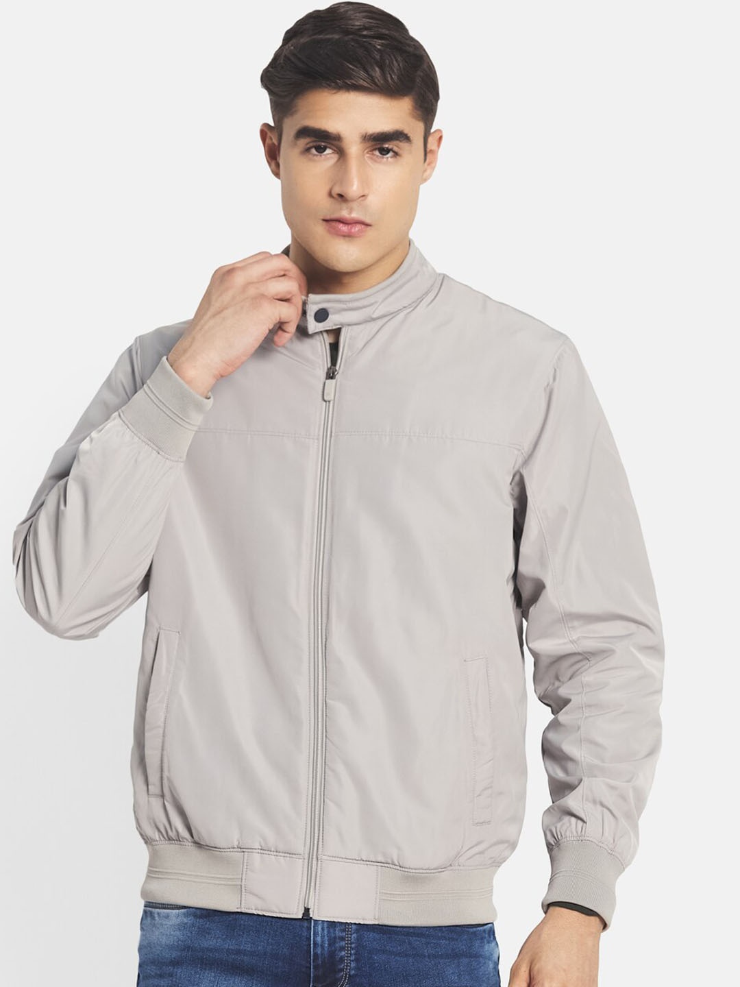 

METTLE Men Grey Solid Open Front Jacket